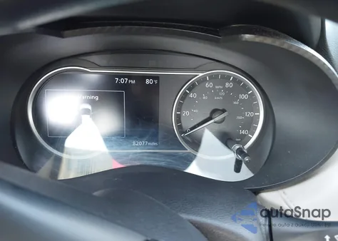 2021 Nissan Versa Sv z USA, uszkodzony, nr VIN 3N1CN8EV0ML834640